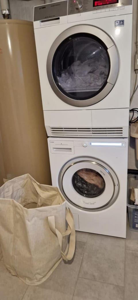 Casa Biala Dimora - Ski IN/OUT Chalet in Canton of Grisons