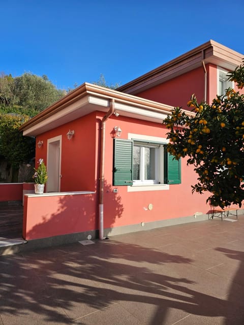 Property building, View (from property/room)