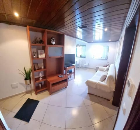 Communal lounge/ TV room, TV and multimedia, Living room, Lobby or reception, Bedroom