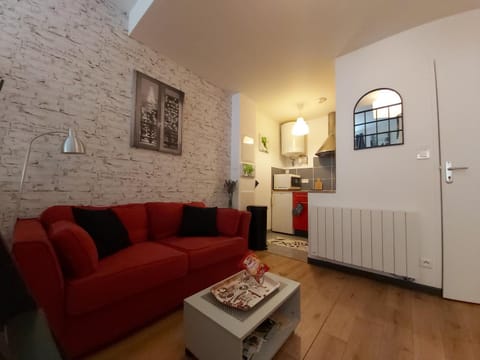 Kitchen or kitchenette, Living room, internet, pet friendly, stove