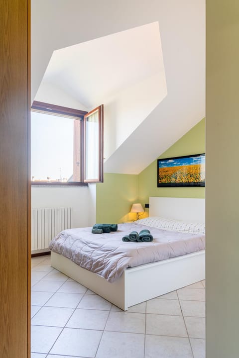 Appartamento panoramico Apartment in San Donato Milanese