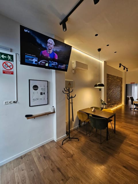 Bear Homes - Olimpia Suite Apartment in Valencia