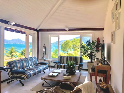 Angra Praia do Café House in Angra dos Reis