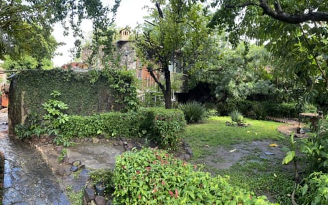 LA CASA DE LOS MANGOS AJIJIC Bed and Breakfast in Ajijic