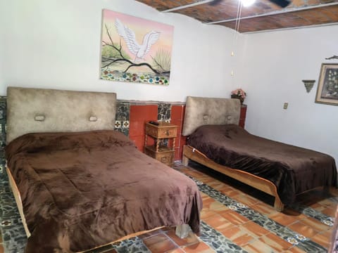 LA CASA DE LOS MANGOS AJIJIC Bed and Breakfast in Ajijic