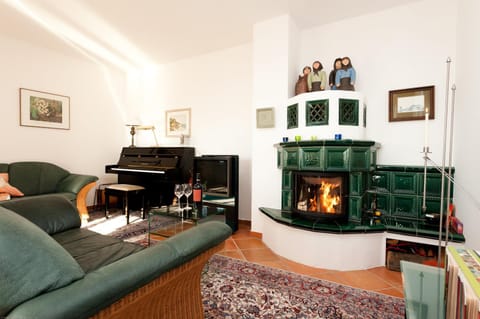 Living room, Seating area, flat iron