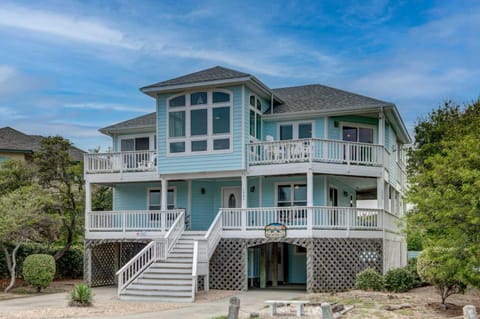 Paws and Keep Calm House in Corolla