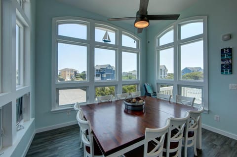 Paws and Keep Calm House in Corolla