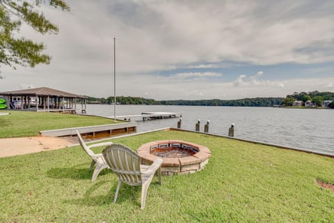 Lake Martin Retreat with Private Dock and Boat Launch House in Lake Martin