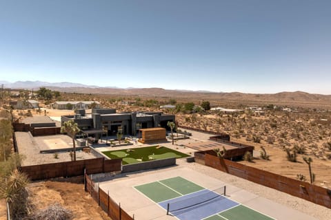 Desert Villa House in Joshua Tree