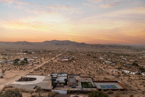 Desert Villa House in Joshua Tree