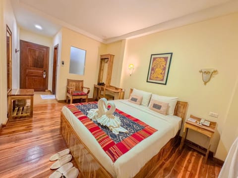 Seating area, Bedroom, hair dryier, towels, towels