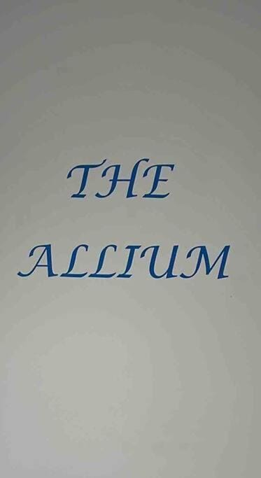 NEC/Airport - The Allium, Two bedroom apartment Apartment in Marston Green