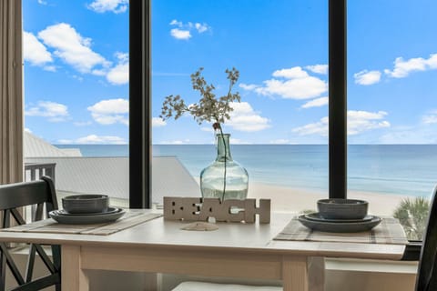 Dining area, Beach