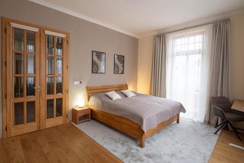 Bed, Seating area, Bedroom, wardrobe