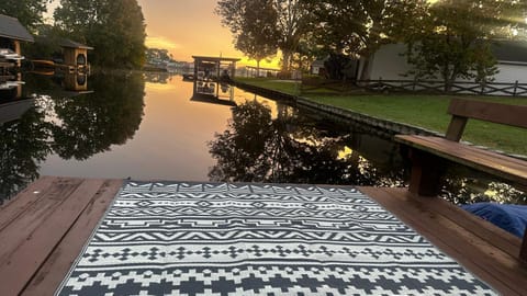 Best of Both Worlds Lakehouse House in Forest City