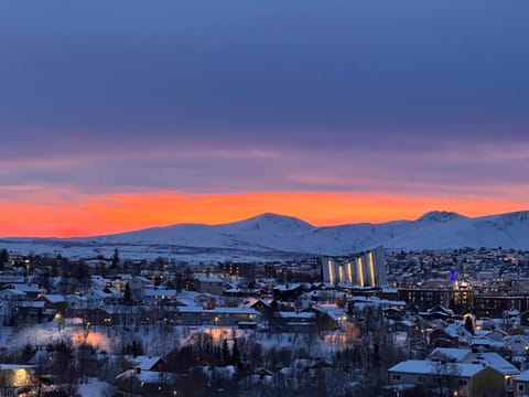 Nearby landmark, Natural landscape, Winter, City view, Mountain view, Sunset