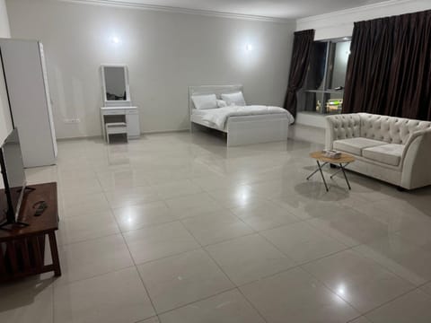 SN Real-estate House Apartment in Abu Dhabi