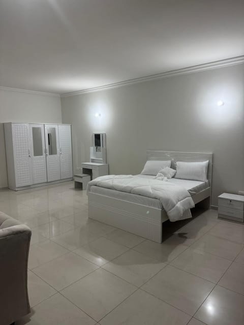 SN Real-estate House Apartment in Abu Dhabi