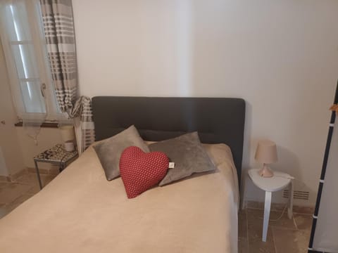 Le Gîte au Pied du Château de Chaumont House in Centre-Val de Loire