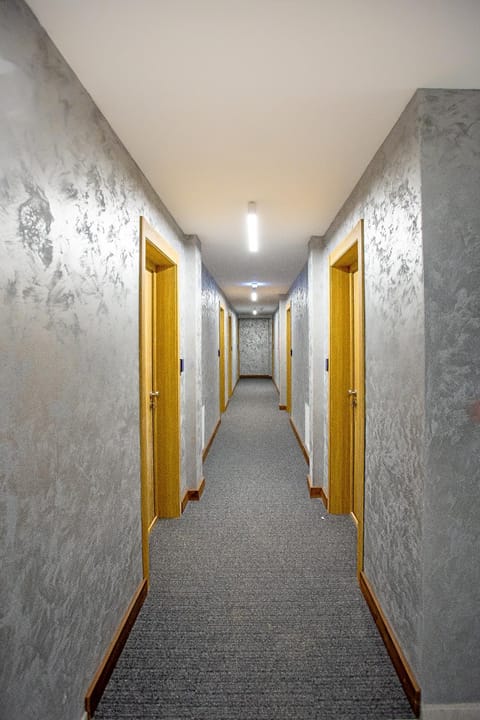 Ramonda apartman Vila Bela Reka 50m from Gondola - free parking acces Apartment hotel in Serbia