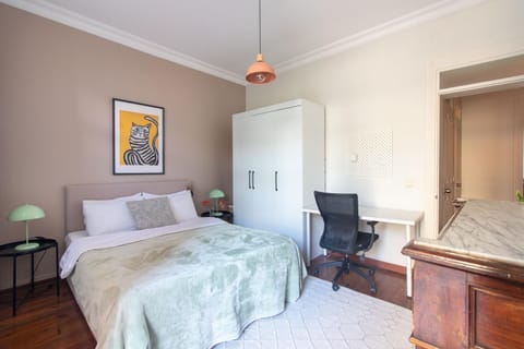 Bed, Photo of the whole room, Bedroom, wardrobe