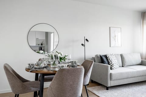 Living room, Seating area, Dining area
