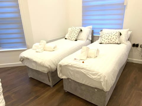 Buckinghamshire Elegant Studio Apartment in Aylesbury