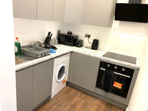 Buckinghamshire Elegant Studio Apartment in Aylesbury