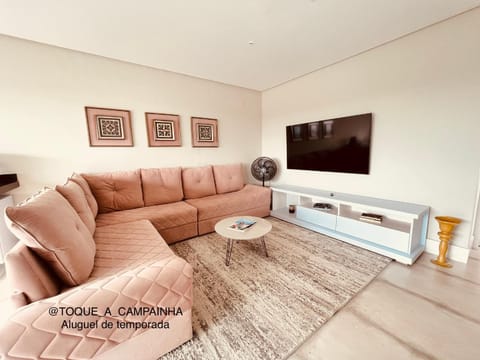 Communal lounge/ TV room, TV and multimedia, Seating area