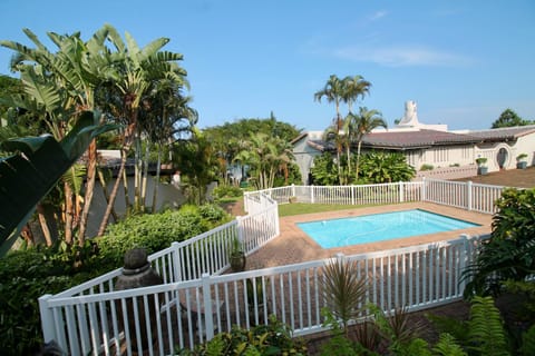 Garden, Garden view, Pool view, Swimming pool