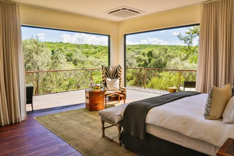 Bed, Natural landscape, View (from property/room), Balcony/Terrace, Bedroom