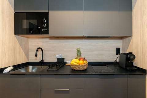 Coffee/tea facilities, Kitchen or kitchenette