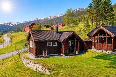 Property building, Natural landscape, Summer, Garden, Lake view, Mountain view