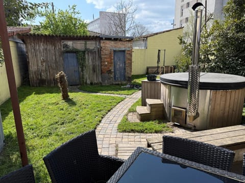 Patio, Garden, Garden view