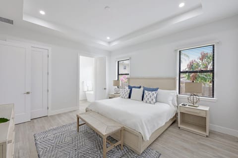 Priv pool & near beach House in North Naples