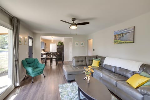 Lovely South Bend Home about 3 Mi to Dtwn and Notre Dame House in Mishawaka