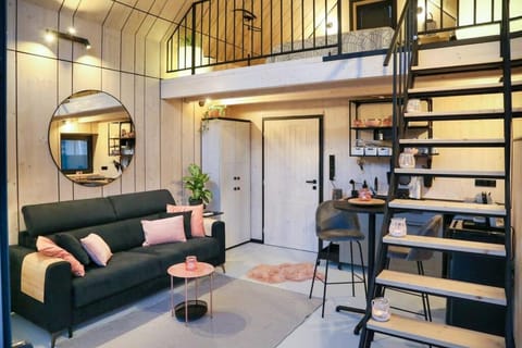 Kitchen or kitchenette, Living room, Seating area