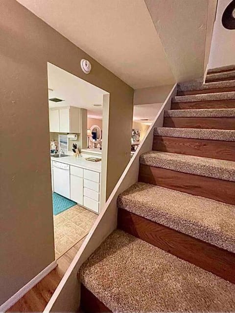 Relaxing Citrus Hills Townhouse Pool/Tennis/Golf House in Lecanto