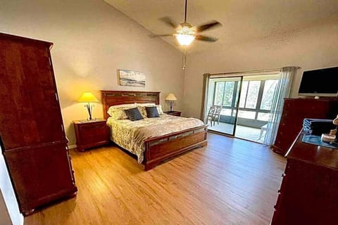 Relaxing Citrus Hills Townhouse Pool/Tennis/Golf House in Lecanto