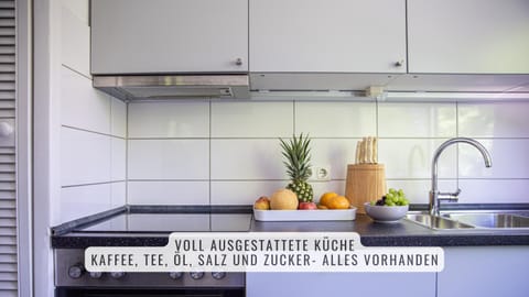 Kitchen or kitchenette, Food and drinks, Food