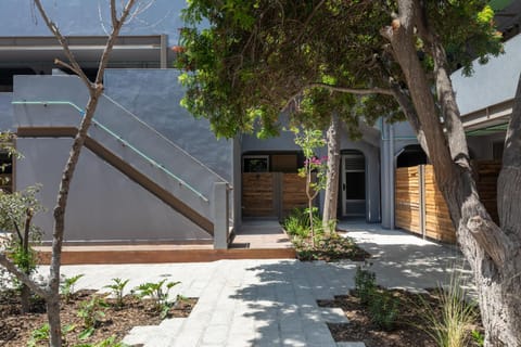 Property building, Garden view