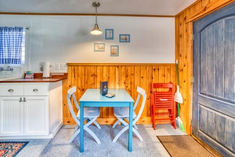 Hidden Villa Cottages (Entire Property, Six Cottages) House in Tolovana Park