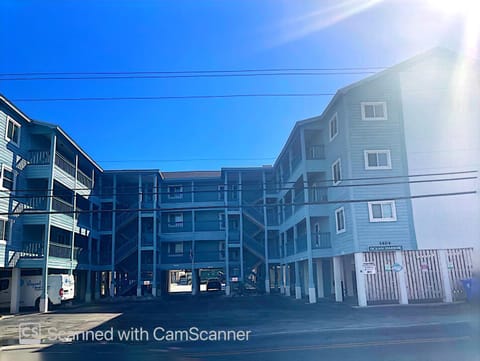 Property building, Street view, Parking