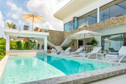 Patio, Day, Pool view, Swimming pool, sunbed