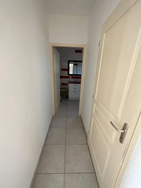 La maison lumineuse de Bernis House in Nimes