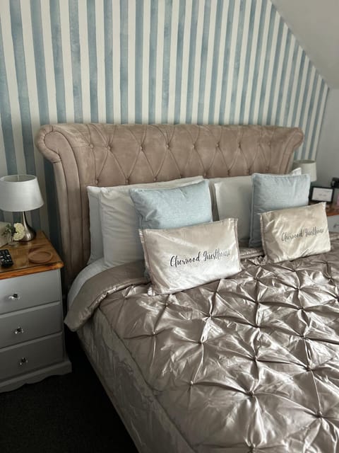 Bed, Decorative detail, Bedroom