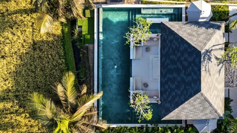 Property building, Pool view, Swimming pool