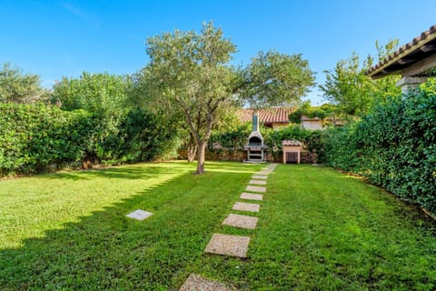 Rattali 1 Villa in San Teodoro