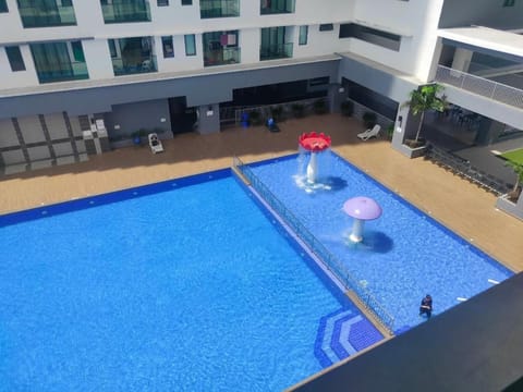 Pool view, Swimming pool, Swimming pool